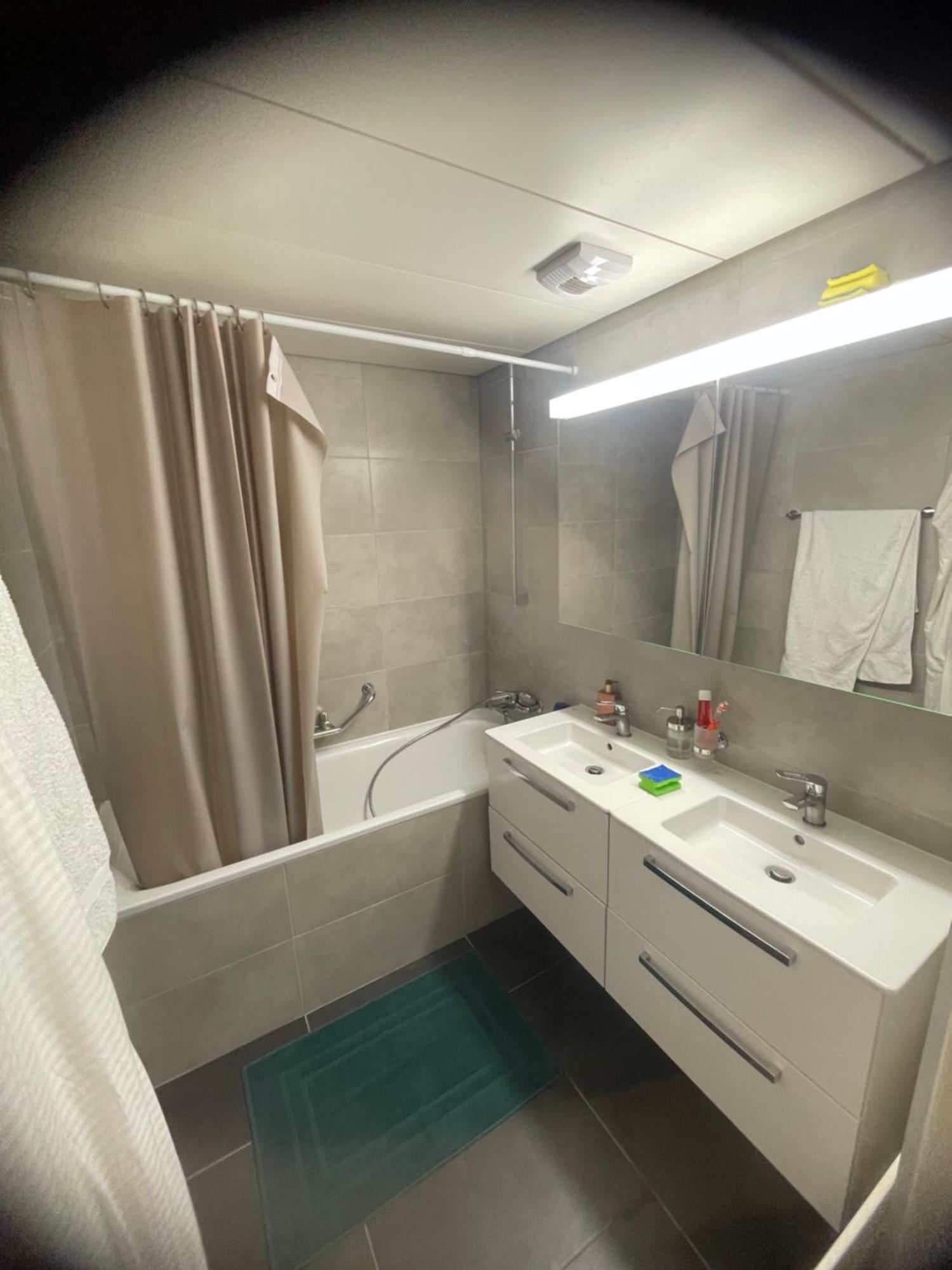 Spacieux Deux A 5min De L Aeroport