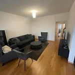 Spacieux deux chambres à 5min de l aéroport