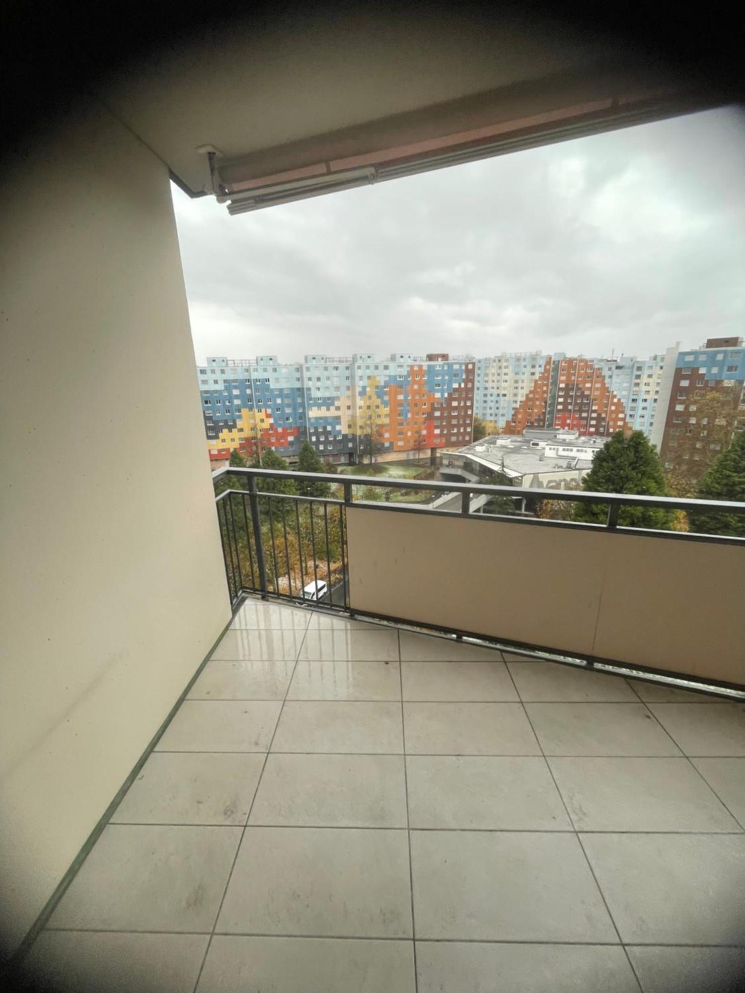 Spacieux Deux à 5min De L Aéroport Apartamento *