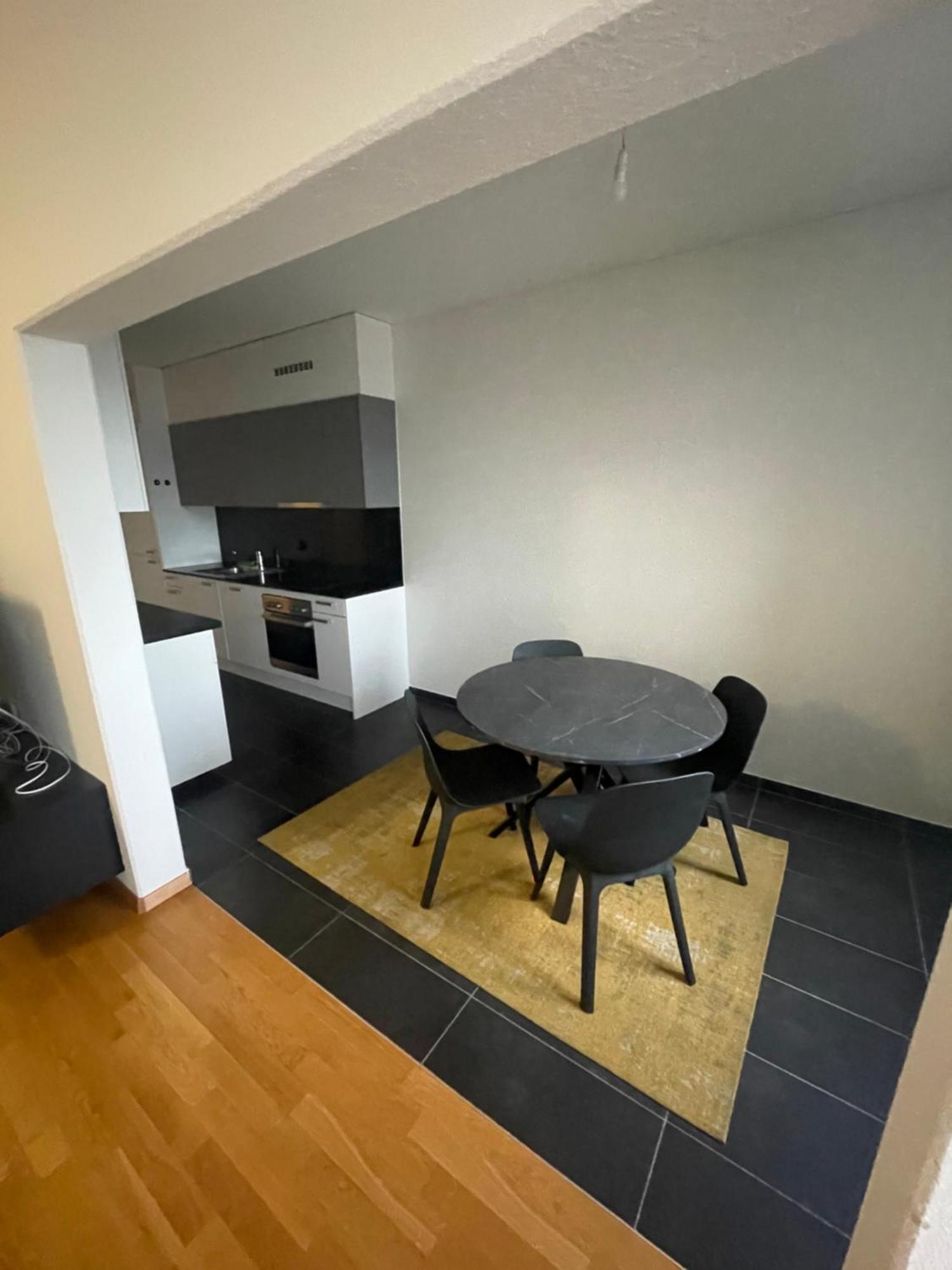 Spacieux Deux A 5min De L Aeroport Apartment *