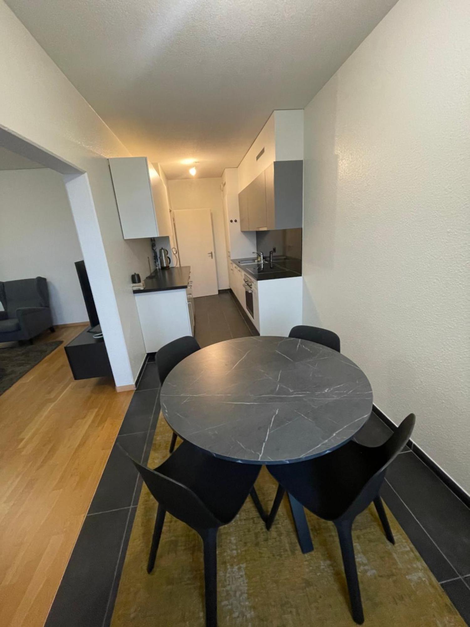 Spacieux Deux A 5min De L Aeroport Apartment Genf