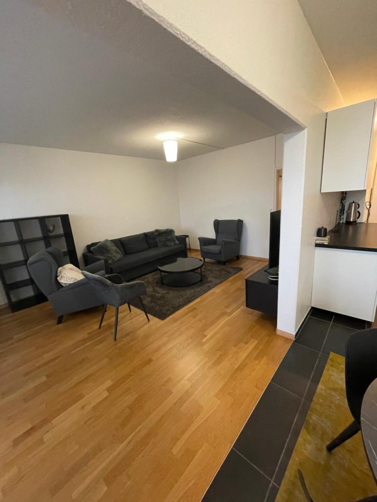 Apartment Spacieux Deux A 5min De L Aeroport